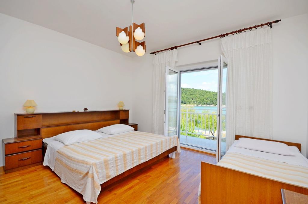 Apartments Vila Punta Jadrtovac Exterior photo