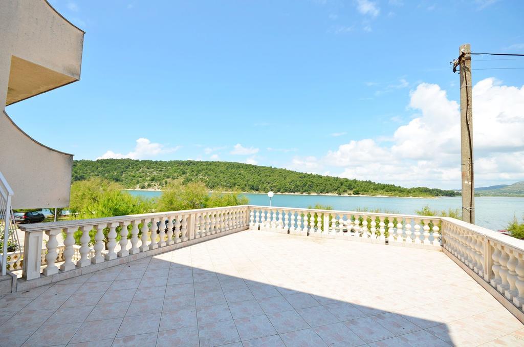 Apartments Vila Punta Jadrtovac Exterior photo