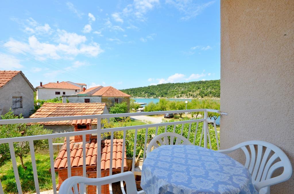 Apartments Vila Punta Jadrtovac Exterior photo